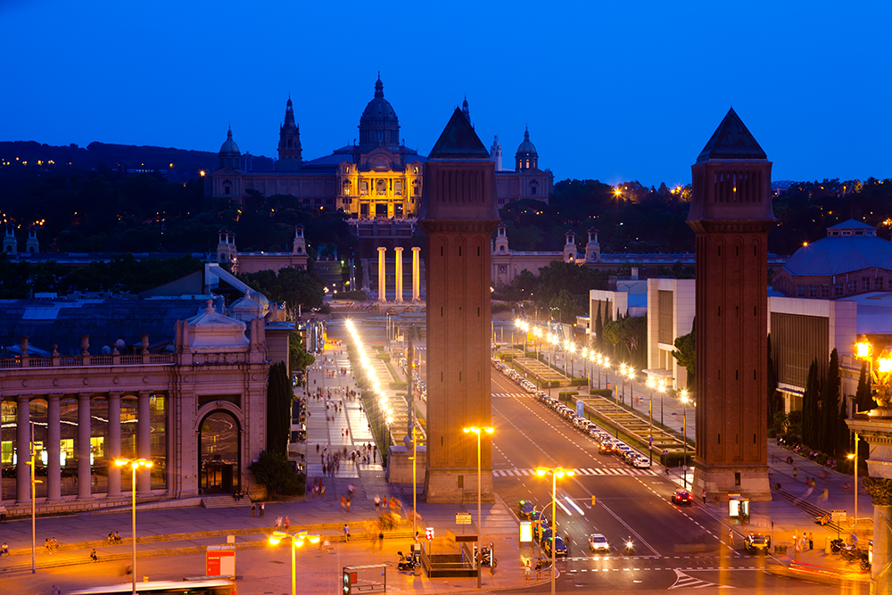 Visa española de estudiante. Plaza España en Barcelona, lugar emblemático para los estudiantes internacionales.